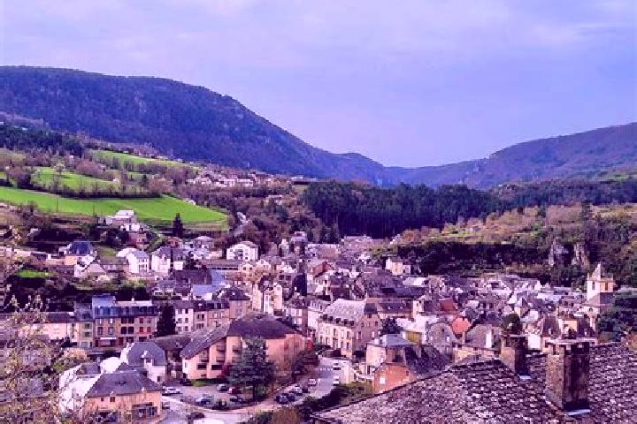 escort La Canourgue