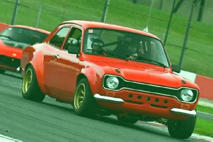 escort La Clery