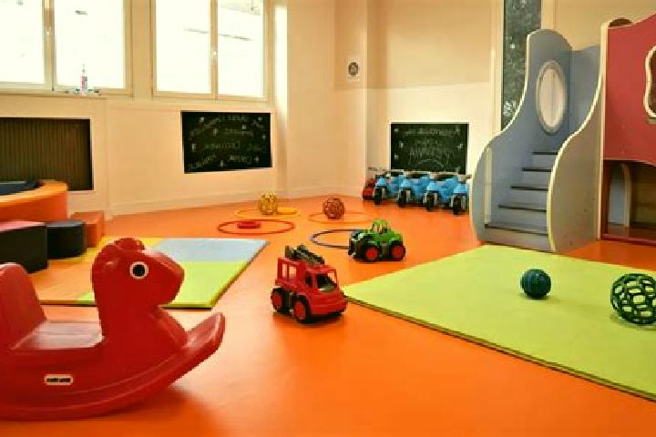 escort La Creche