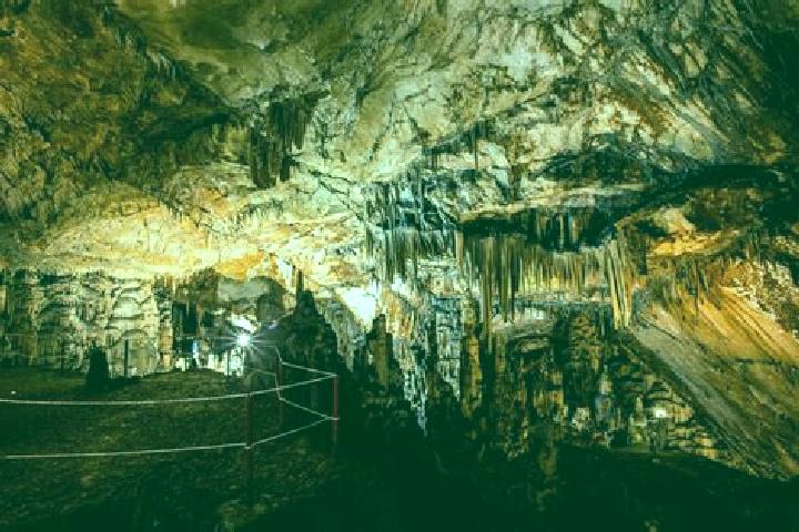 escort La Cueva