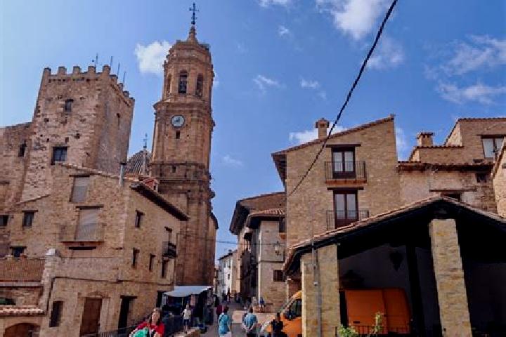 escort La Iglesuela del Cid