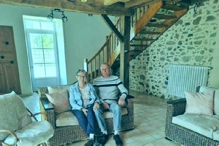 escort La Pommeraie-sur-Sevre