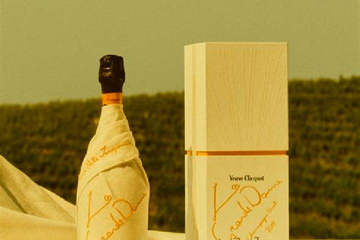 escort La Veuve