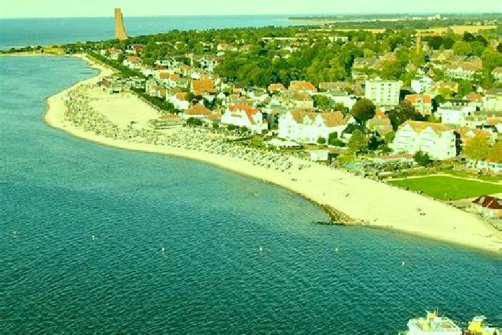 escort Laboe