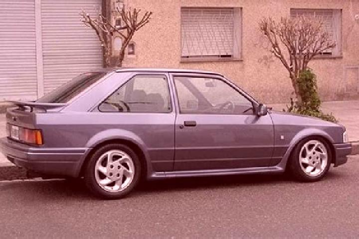 escort Ladonia