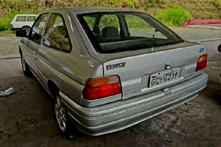 escort Lagoa Nova
