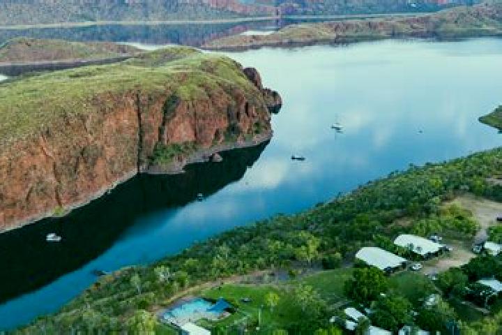 escort Lake Argyle