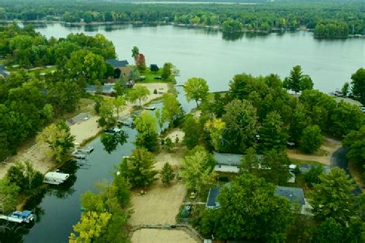 escort Lake Camelot