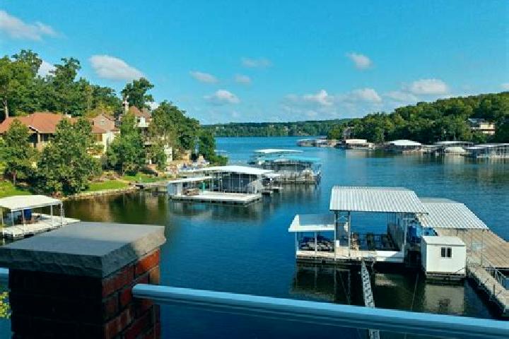 escort Lake Ozark