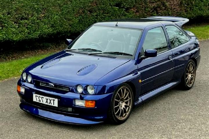 escort Lanveoc