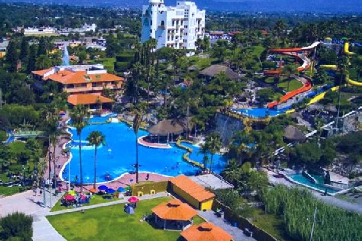 escort Las Tenerias (Las Tenerias de Tepetongo)