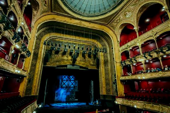escort Le Chatelet