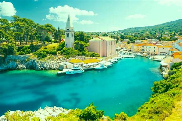 escort Le Cres