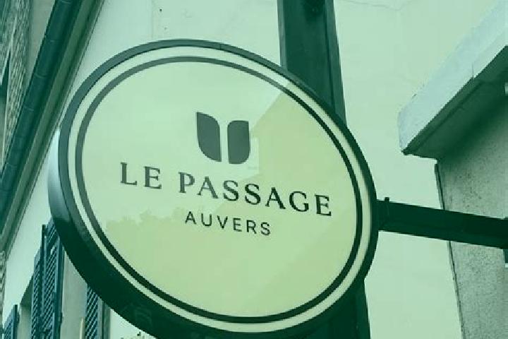 escort Le Passage