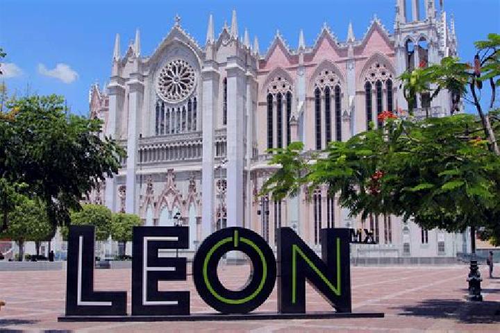 escort Leon de los Aldama