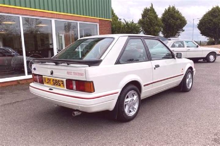 escort Leveri