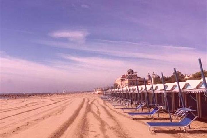 escort Lido Beach