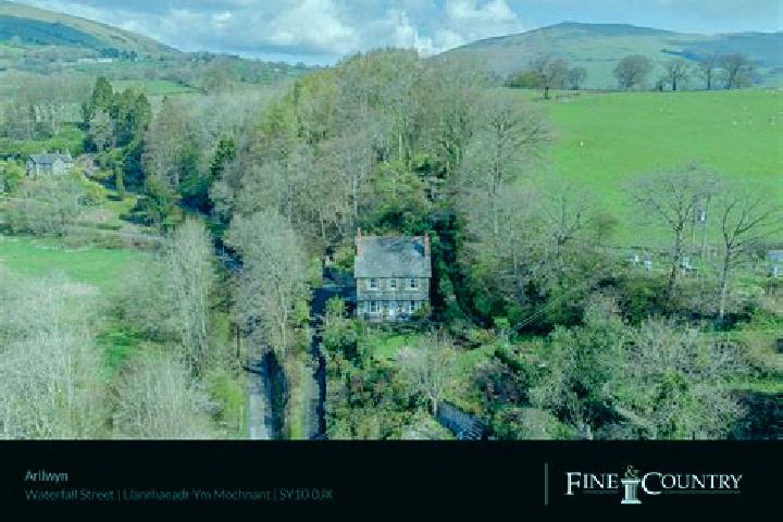 escort Llanrhaeadr-ym-Mochnant