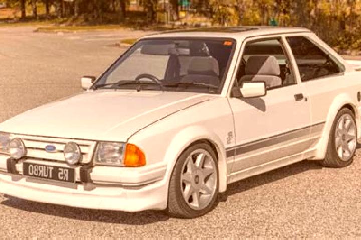 escort Lomm