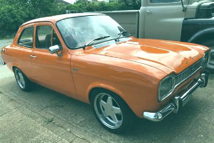 escort Longfield