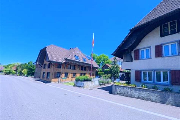 escort Lotzwil