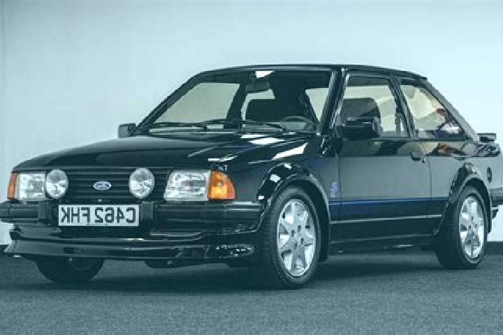 escort Lydbrook