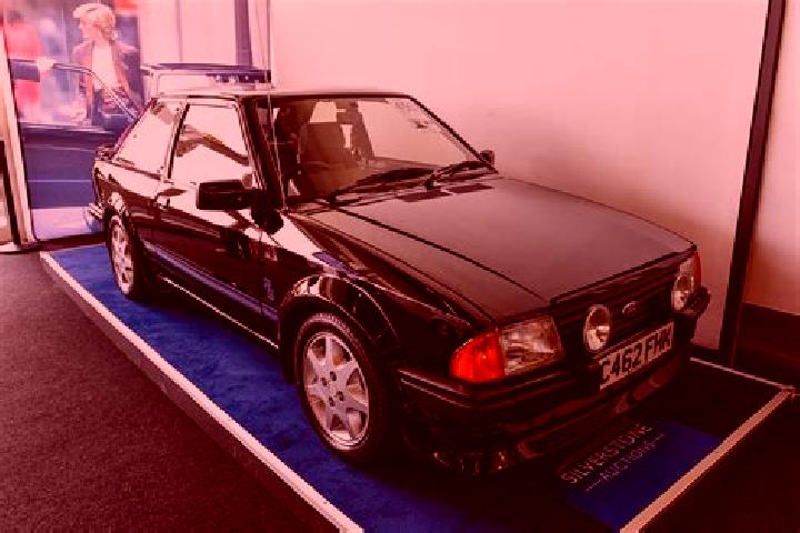 escort Lymburn