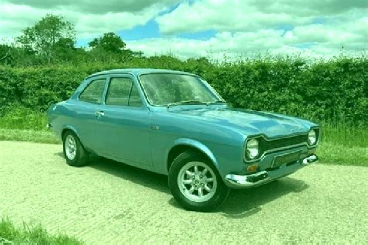 escort Lynton