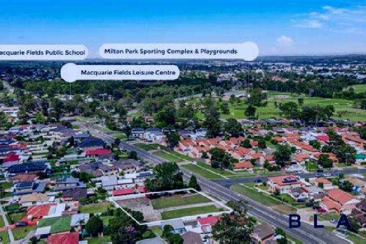 escort Macquarie Fields