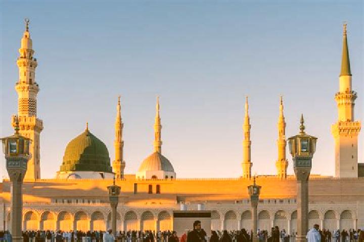 escort Madina Tunjang