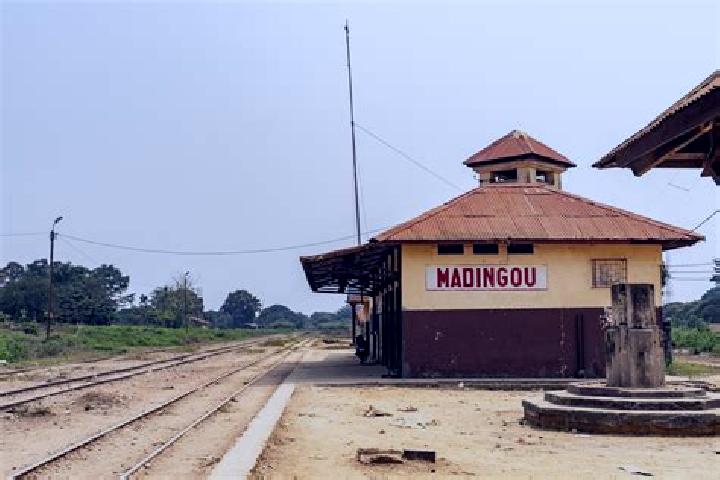 escort Madingou