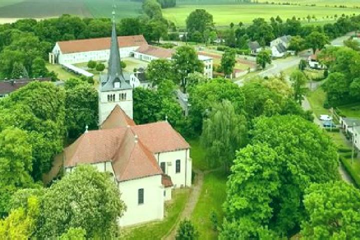 escort Maerstetten-Dorf