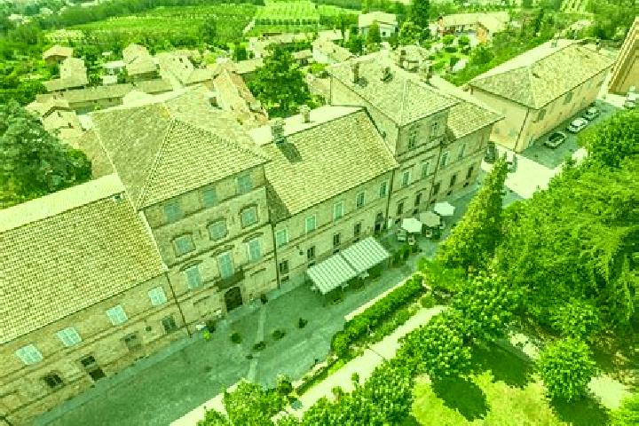 escort Magliano Alfieri