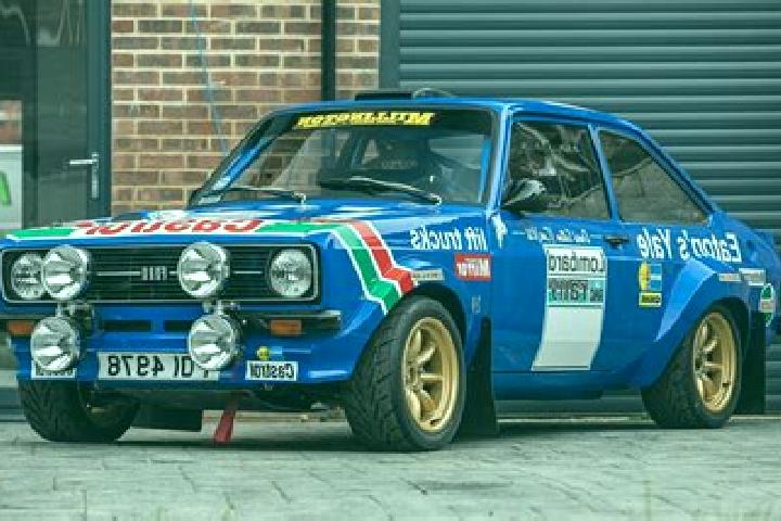 escort Maksymivka