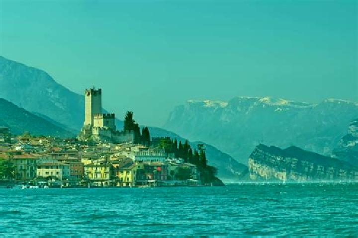 escort Malcesine