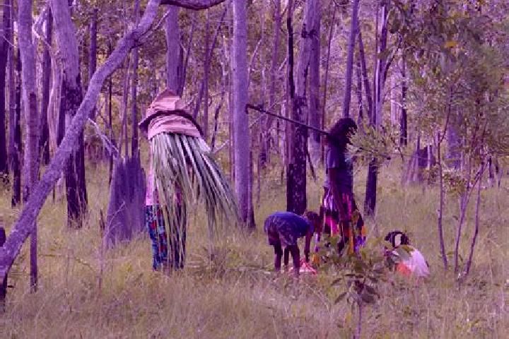 escort Maningrida