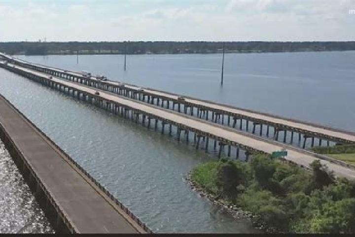escort Marion Bridge