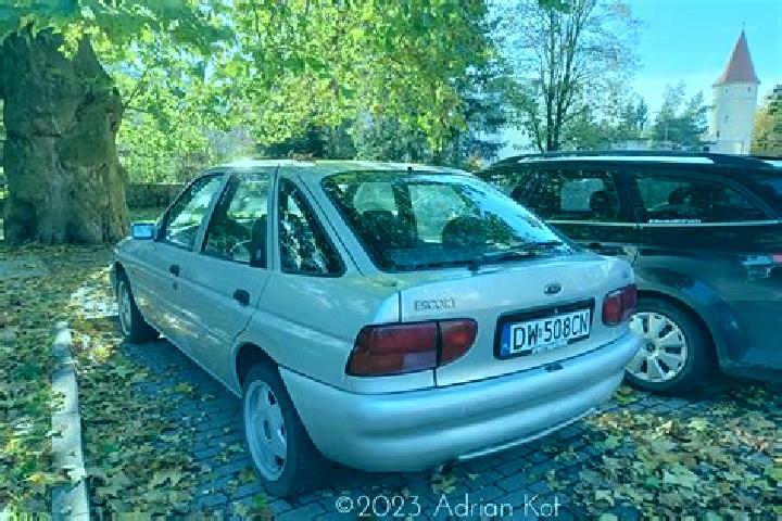escort Maroota