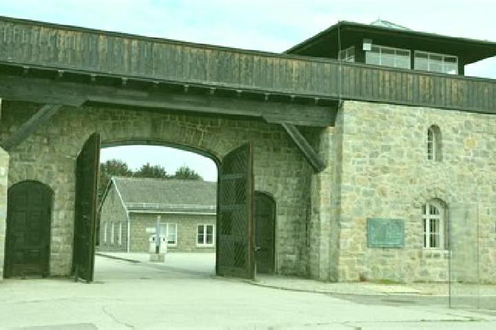 escort Mauthausen