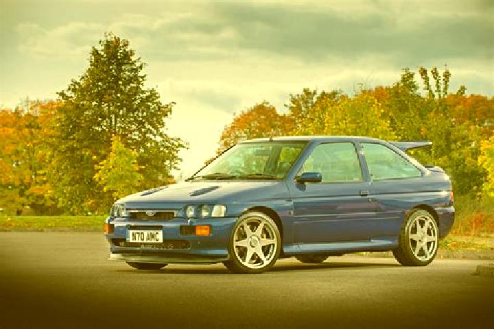 escort Mayfield