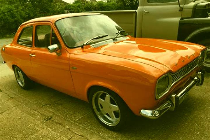 escort Menai