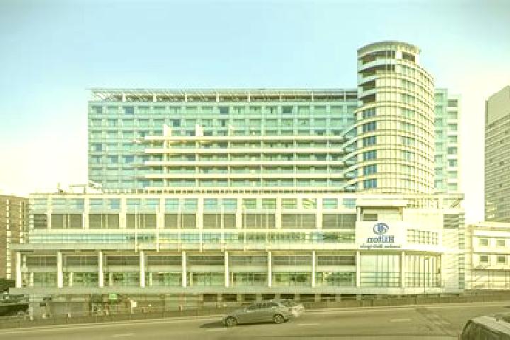 escort Metropole Building