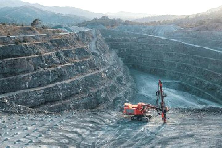 escort Mhangura Mine