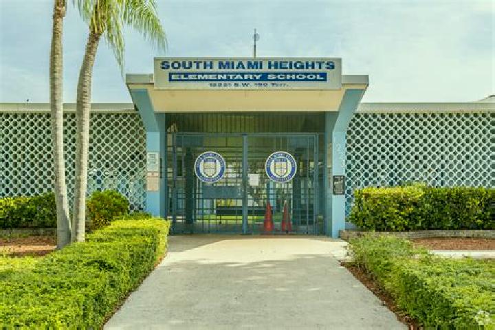 escort Miami Heights