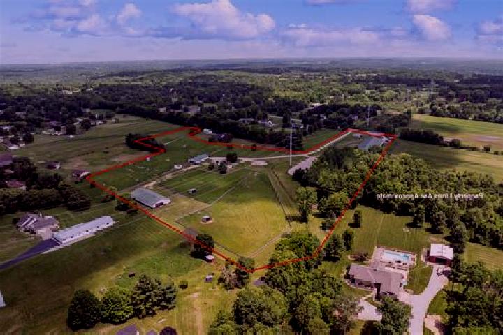 escort Midland Acres