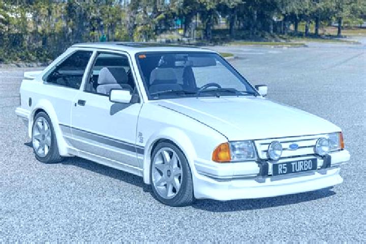 escort Mikun