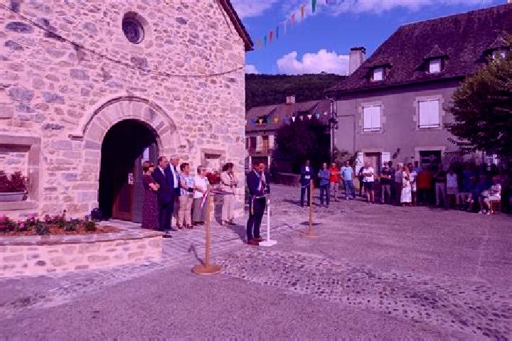 escort Monceaux-sur-Dordogne