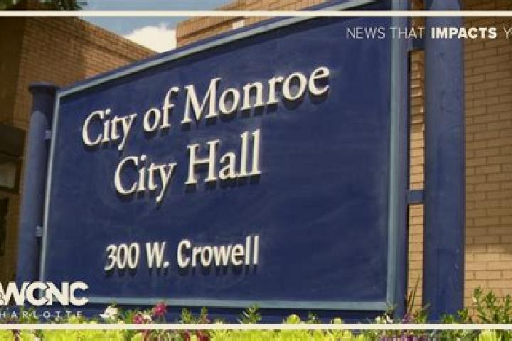 escort Monroe City