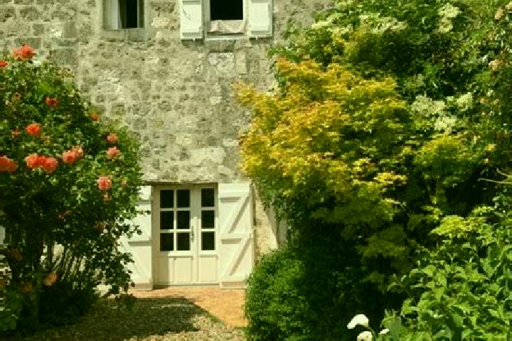 escort Montagnac-sur-Auvignon