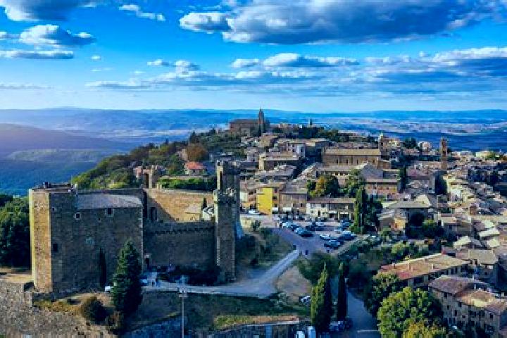 escort Montalcino